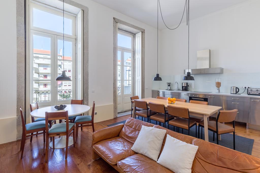 Гостьовий будинок The White Box House Порту Екстер'єр фото